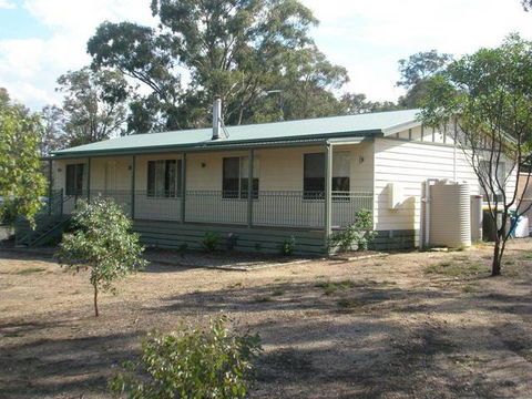 Lake Glenmaggie Caravan Park - Accommodation Brunswick Heads 1