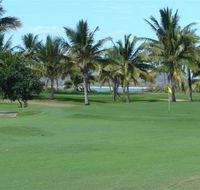 Queens Beach Tourist Village - Accommodation Brunswick Heads