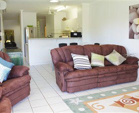 Absolute Beachfront Apartment - Accommodation Brunswick Heads 3