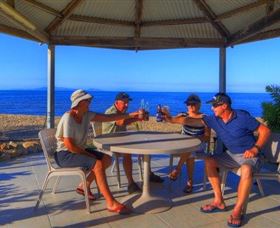 Rollingstone Beach Front Resort - Accommodation Brunswick Heads 2