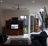 Dolphin Beach House - Accommodation Brunswick Heads