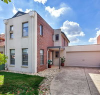 Phoenix House - Ballarat Townhouses - Accommodation Brunswick Heads