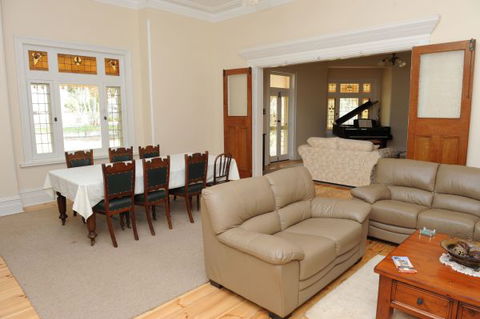 Cockburn House - Accommodation Brunswick Heads 2
