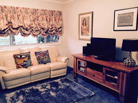 Pizzini's Vineyard Guesthouse - Accommodation Brunswick Heads 2