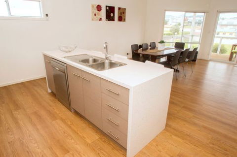 Ocean Sounds - Accommodation Brunswick Heads 2