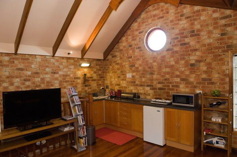 Bet's Bed And Breakfast Studio - Accommodation Brunswick Heads 5