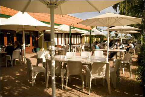 Tower Hotel - Accommodation Brunswick Heads 1