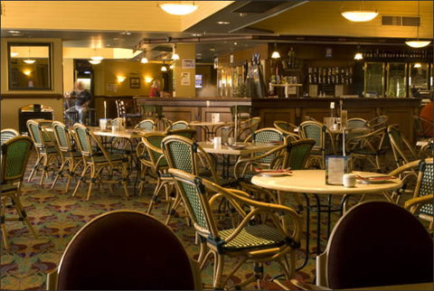 Tower Hotel - Accommodation Brunswick Heads 2