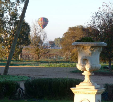 Angas Plains Estate Wines Heritage Suite - Accommodation Brunswick Heads 5