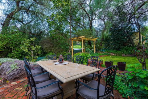 Bendigo Cottages Bed And Breakfast - Accommodation Brunswick Heads 3