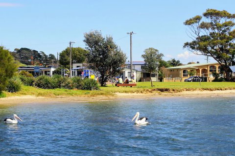 Greenwell Point House - Accommodation Brunswick Heads 0