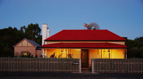 Shurdingtons Cottage - Accommodation Brunswick Heads 1