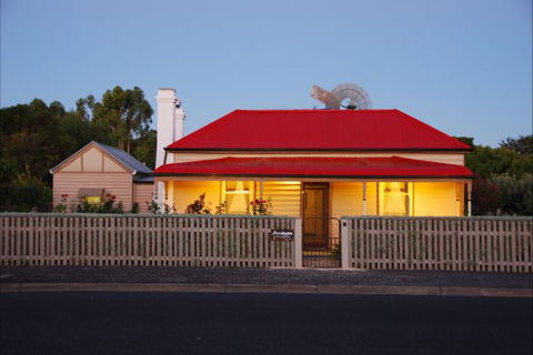 Shurdingtons Cottage - Accommodation Brunswick Heads 5