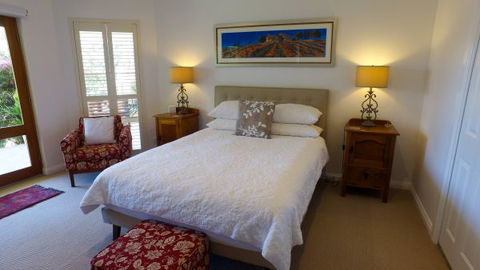 The Ridge Retreat Mollymook - Accommodation Brunswick Heads 2