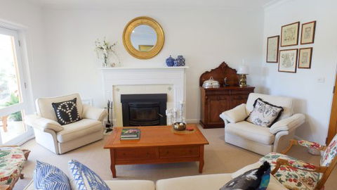 The Ridge Retreat Mollymook - Accommodation Brunswick Heads 3