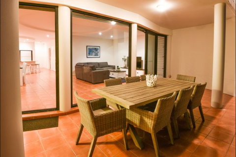 Villa Provence Beach House - Accommodation Brunswick Heads 3