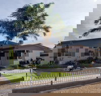 Chrissie's Palace - Accommodation Brunswick Heads