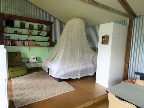 Fig Tree Retro Studio - Accommodation Brunswick Heads 5