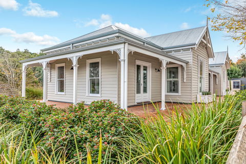 Grandview Accommodation - The Elm Tree Apartments - Accommodation Brunswick Heads 1