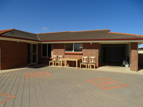 Marina Pathway - Accommodation Brunswick Heads 1