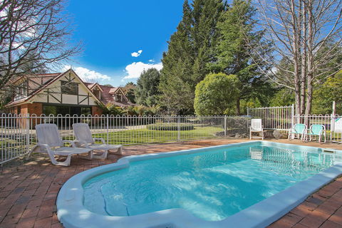 Tudor House - Accommodation Brunswick Heads 0