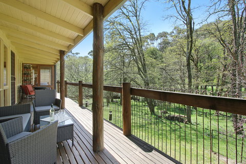 Until - Accommodation Brunswick Heads 0