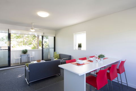 Western Sydney University Village Campbelltown - Accommodation Brunswick Heads 1