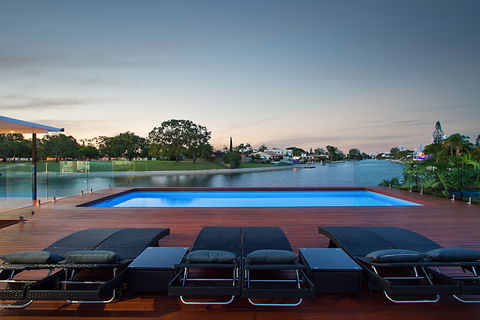 Whitehaven At Broadbeach - Vogue Holiday Homes - Accommodation Brunswick Heads 0