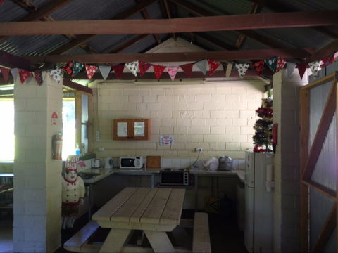 Yackandandah Holiday Park - Accommodation Brunswick Heads 2