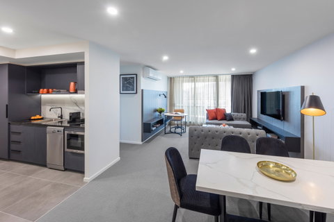 Deco Hotel Canberra - Accommodation Brunswick Heads 7