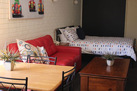 Esk Wivenhoe Motor Inn - Accommodation Brunswick Heads 0