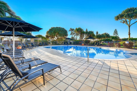 Golden Riviera Beach Resort - Accommodation Brunswick Heads 1