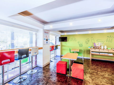 Ibis Budget Campbelltown - Accommodation Brunswick Heads 1