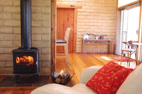 Lyrebird Cottages - Accommodation Brunswick Heads 0