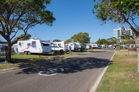 Maroochydore Beach Holiday Park - Accommodation Brunswick Heads 2