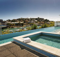 Oaks Townsville Gateway Suites - Accommodation Brunswick Heads