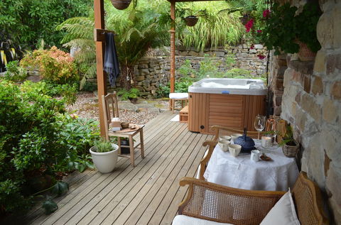 The Peak Forest Retreat - Accommodation Brunswick Heads 4