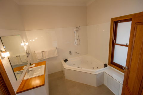 Adelaide Hills, Birdwood Motel - Accommodation Brunswick Heads 1