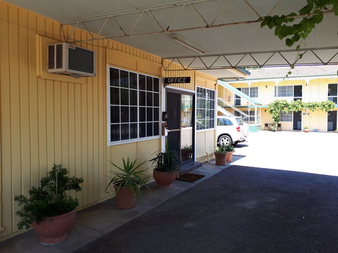 Bradman Motor Inn - Accommodation Brunswick Heads 1