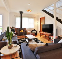 Hudson Bay at Basin View - Accommodation Brunswick Heads