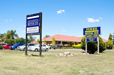 Pines Country Club Motor Inn - Accommodation Brunswick Heads 0