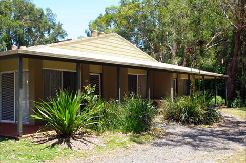 Port Stephens Treescape Camping And Accommodation - Accommodation Brunswick Heads 2