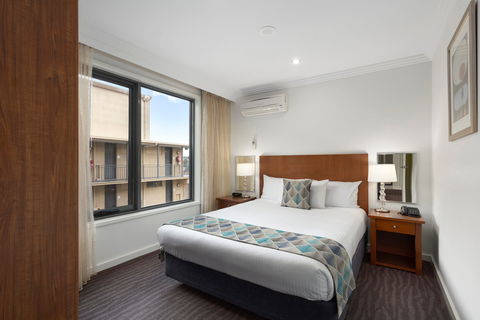 Quality Hotel Bayside Geelong - Accommodation Brunswick Heads 1
