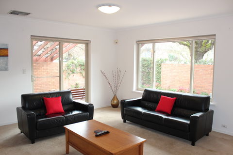 Adelaide Serviced Accommodation - Childers House - Accommodation Brunswick Heads 0