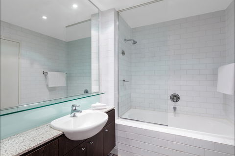 Adina Apartment Hotel Sydney Central - Accommodation Brunswick Heads 2