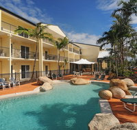 Cairns Queenslander Hotel and Apartments - Accommodation Brunswick Heads
