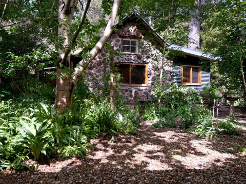 Garden Cottage Stanley - Accommodation Brunswick Heads 1