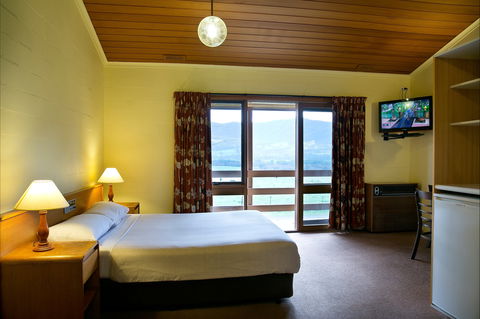 Mountain Creek Motel Bar And Restaurant - Accommodation Brunswick Heads 1