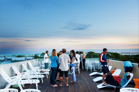 The Island Accommodation - Phillip Island YHA - Accommodation Brunswick Heads 1