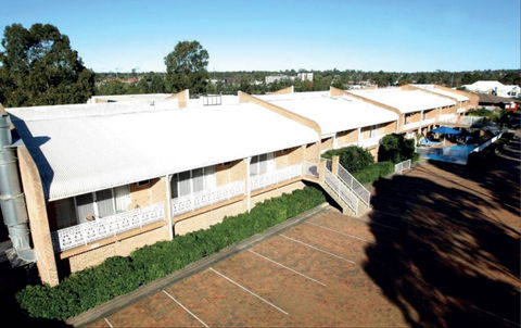 The Hermitage Campbelltown - Accommodation Brunswick Heads 2